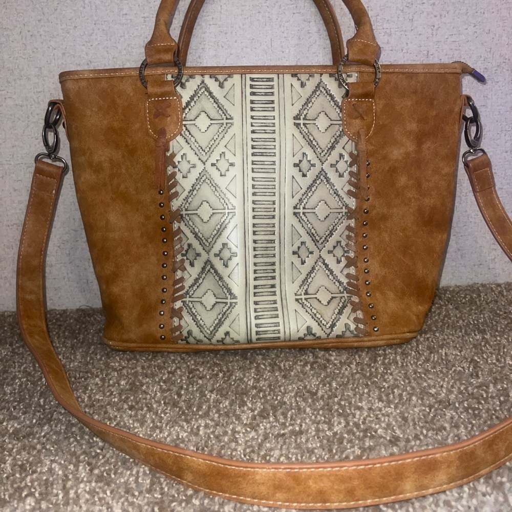 Trininty Ranch Collection Tote/Crossbody bag